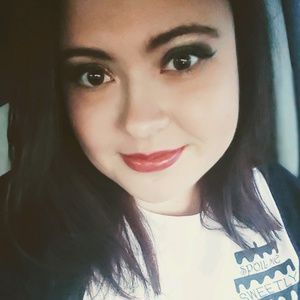 Meet your Posher, Abby